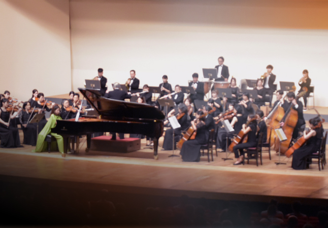 財団主催公演イメージ画像